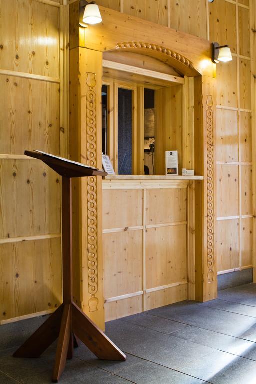 Hotel Bily Konicek Trebon Bagian luar foto