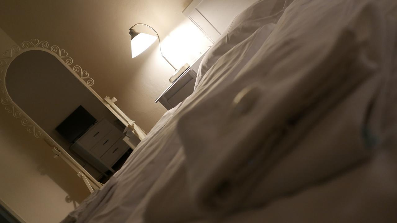 Hotel Bily Konicek Trebon Bagian luar foto