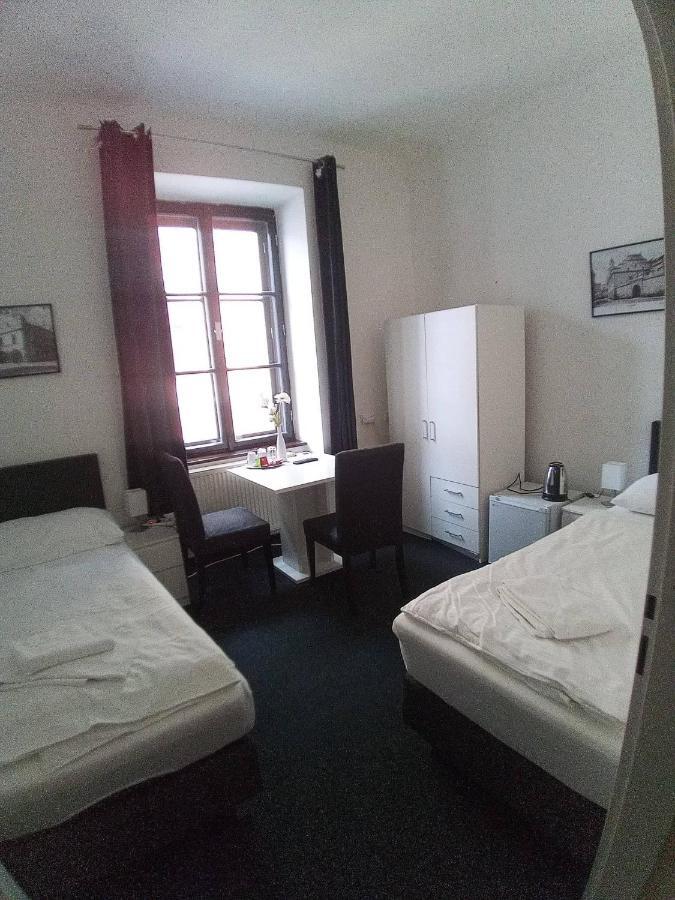 Hotel Bily Konicek Trebon Bagian luar foto